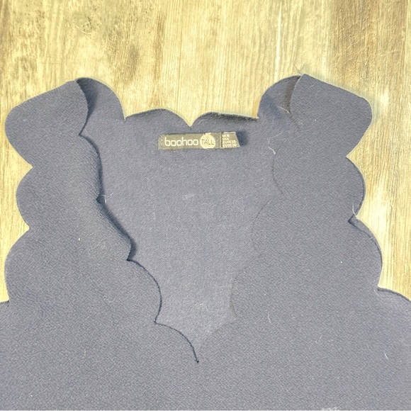 Boohoo scallop trimmed body suit - Picture 3 of 3